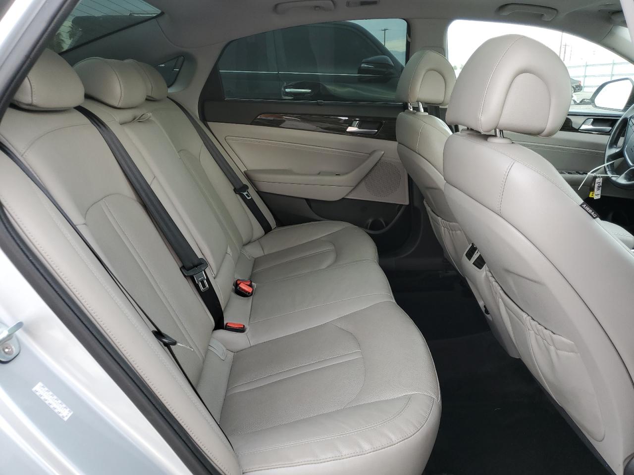 HYUNDAI SONATA HYBRID