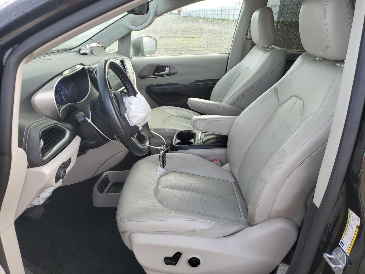 CHRYSLER PACIFICA TOURING L