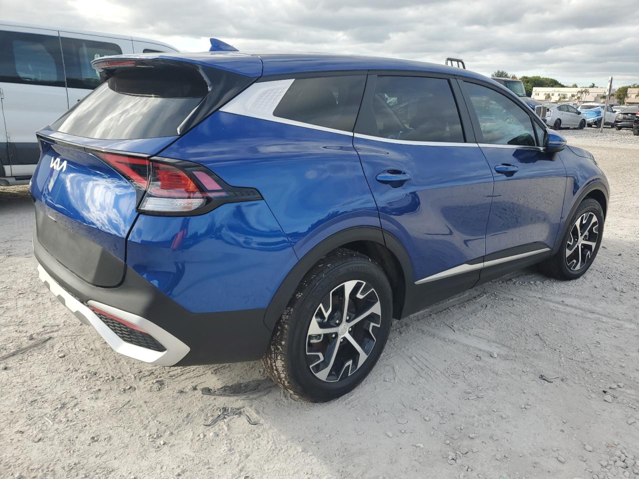 KIA SPORTAGE EX