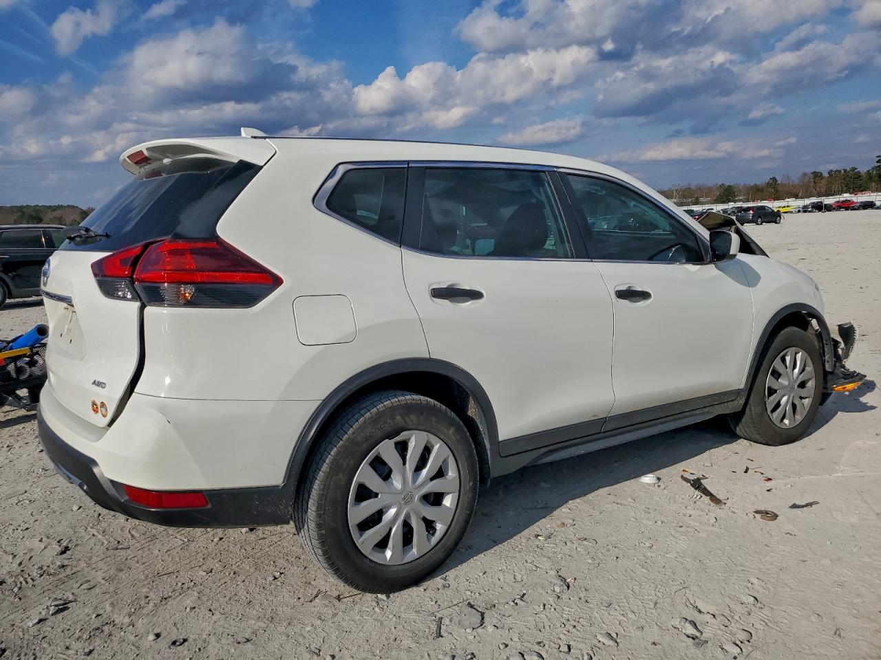 NISSAN ROGUE SV
