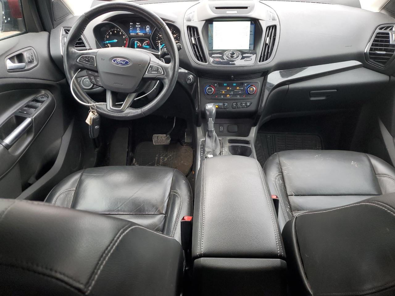 FORD ESCAPE TITANIUM