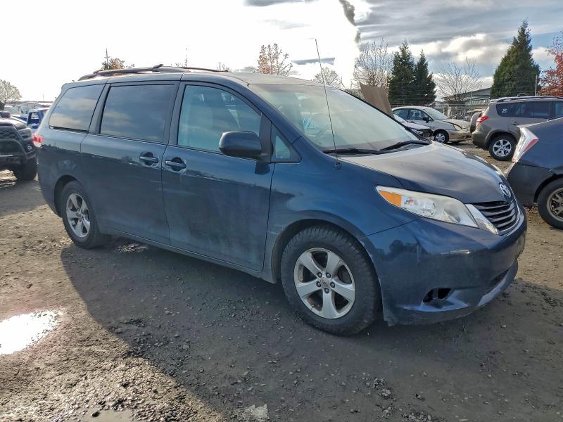 2011 TOYOTA SIENNA LE #3301803327
