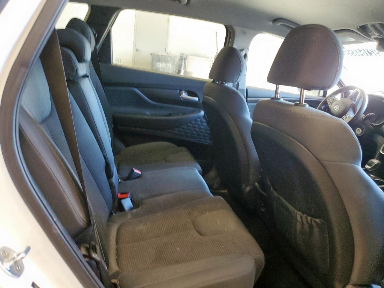 Lot #3311503247 2019 HYUNDAI SANTA FE S