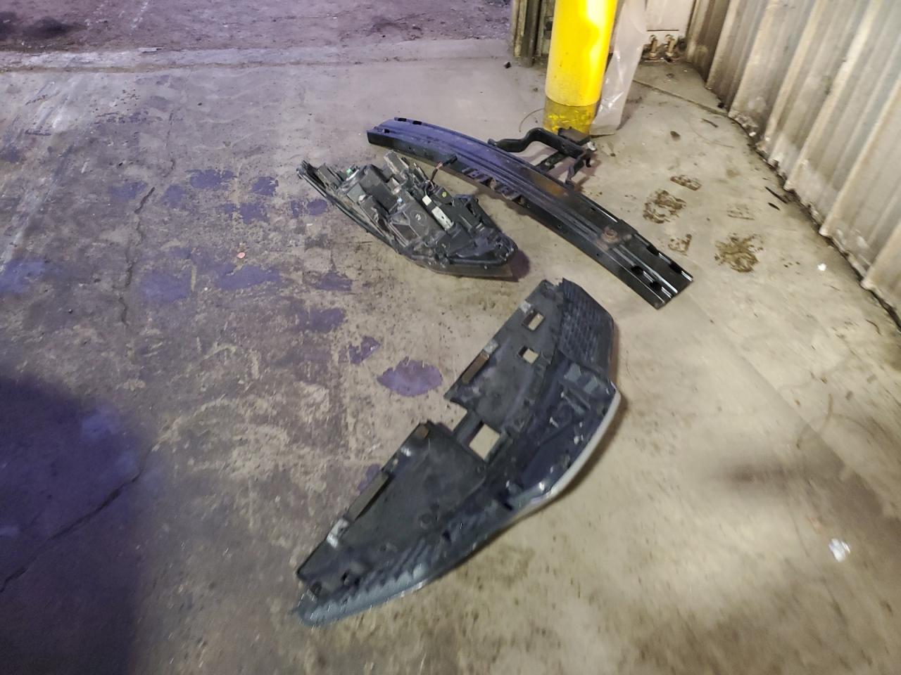 NISSAN ROGUE SPORT S