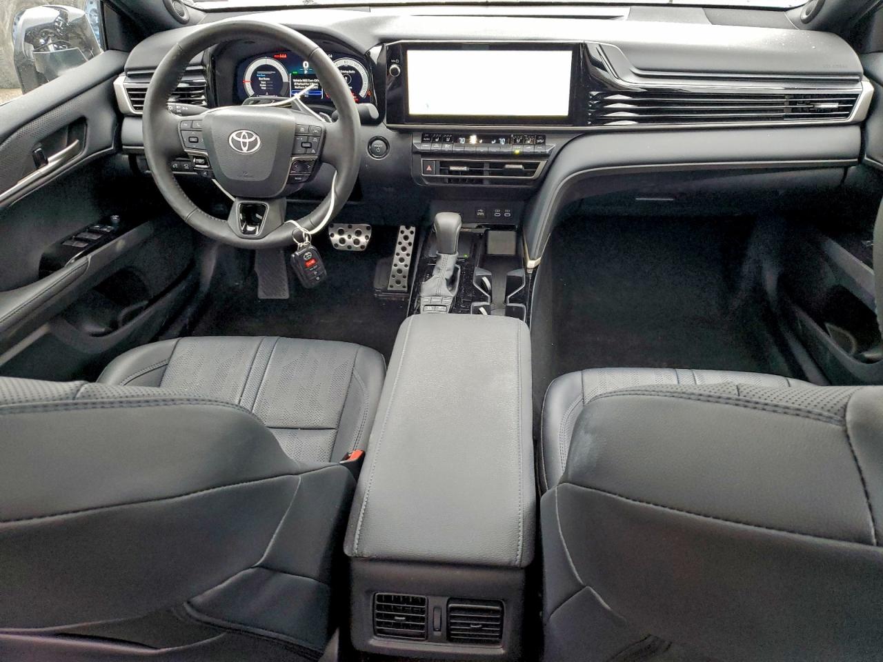 TOYOTA CAMRY XSE