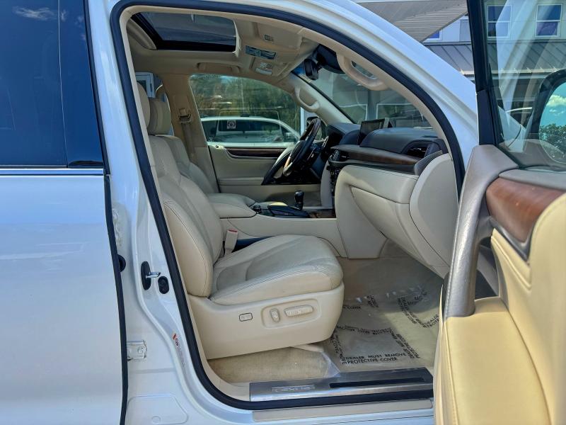 2016 LEXUS LX 570 #3300173814