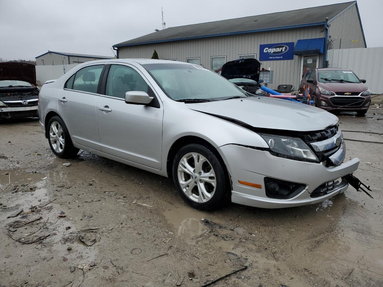 FORD FUSION SE