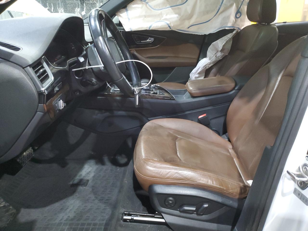 AUDI Q7 PREMIUM PLUS