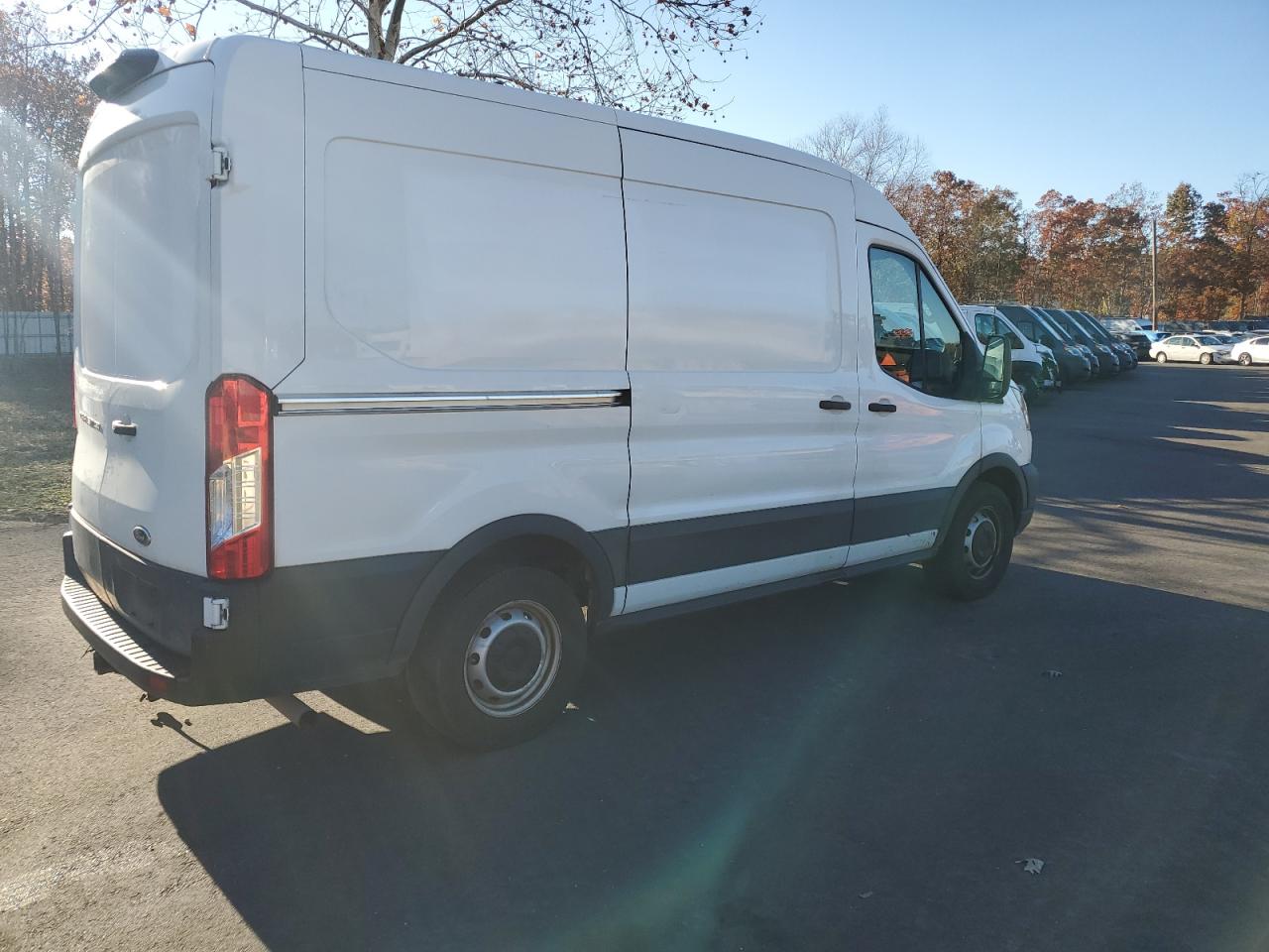 FORD TRANSIT T-250