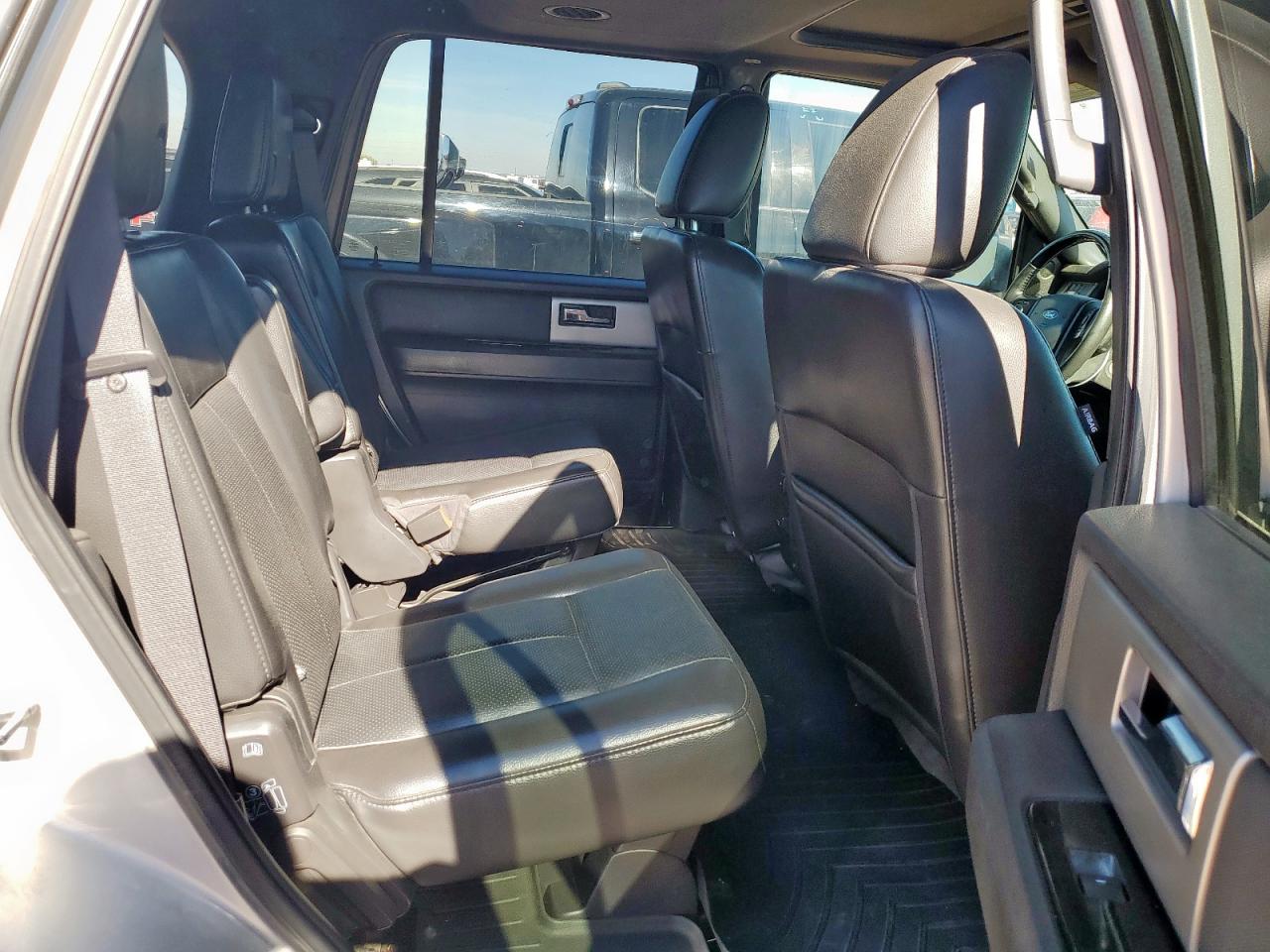 FORD EXPEDITION LIMITED