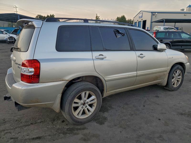 2007 TOYOTA HIGHLANDER #3305443182