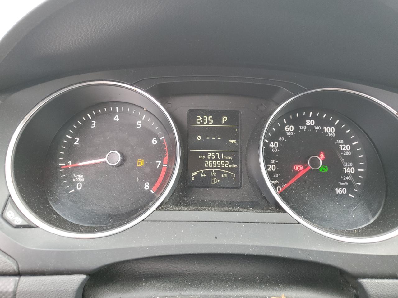 VOLKSWAGEN JETTA BASE