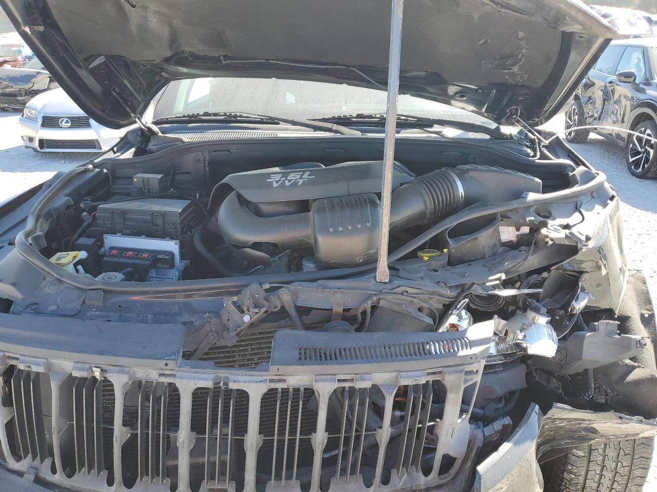 JEEP GRAND CHEROKEE LAREDO