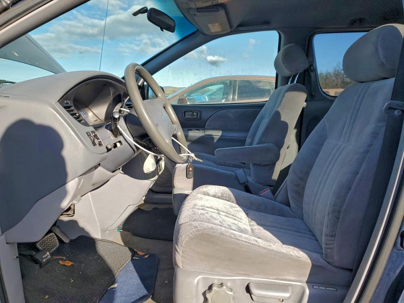 2003 TOYOTA SIENNA LE #3296230483