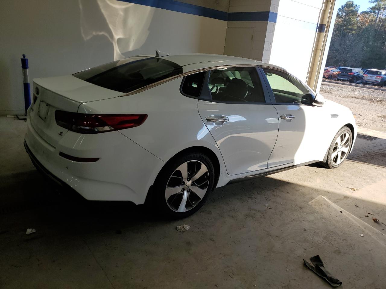 Lot #3304595448 2019 KIA OPTIMA LX