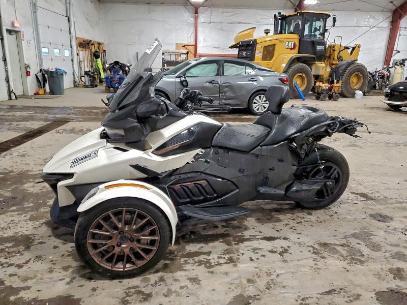 2025 CAN-AM SPYDER ROA #3303856518