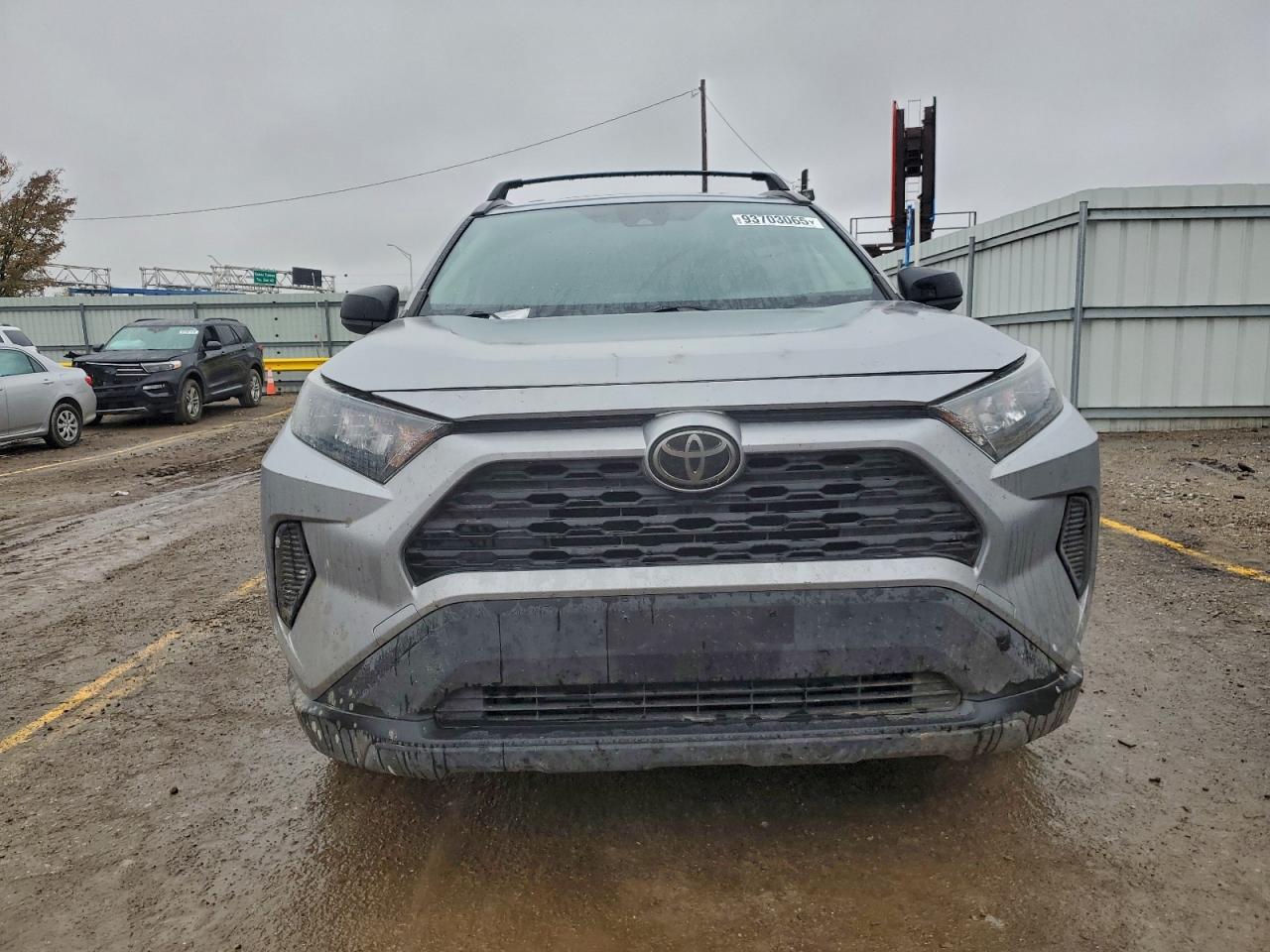 TOYOTA RAV4 LE