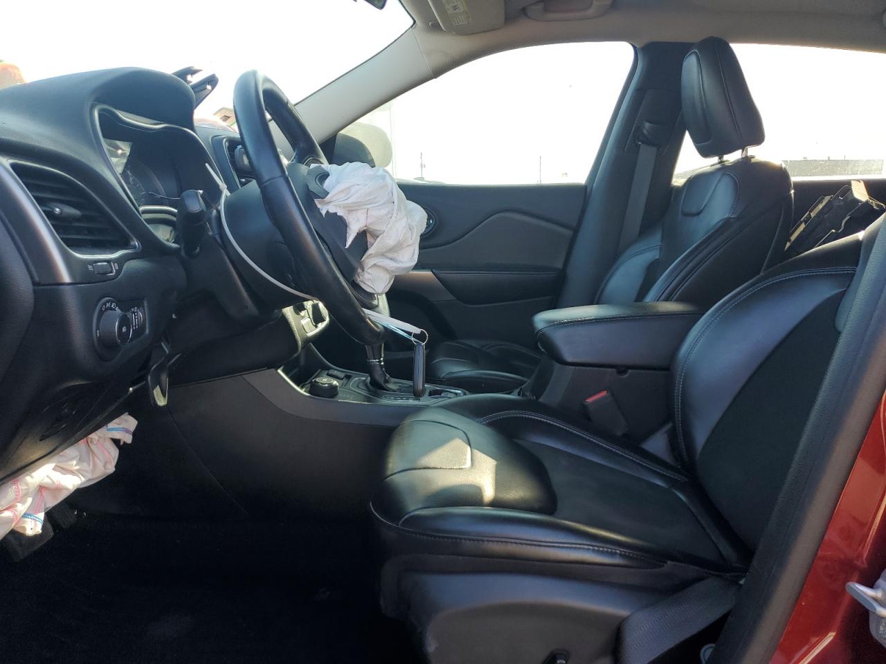 JEEP GRAND CHEROKEE LATITUDE PLUS