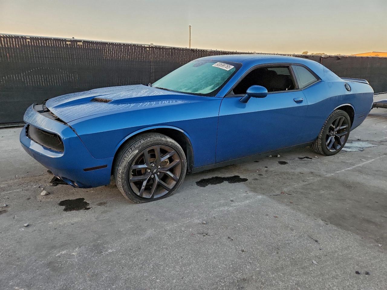 DODGE CHALLENGER SXT