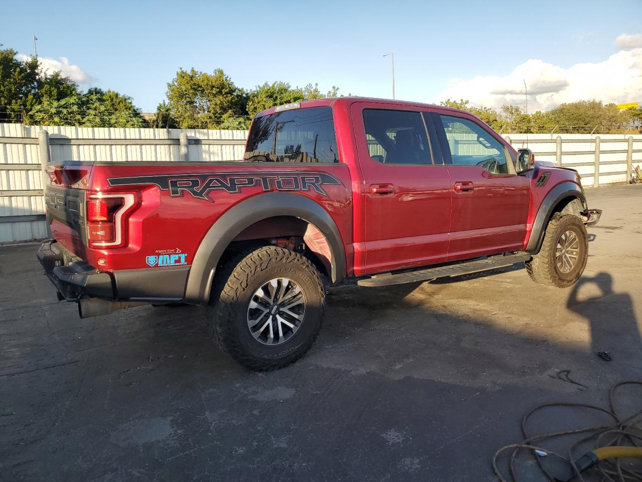 FORD F-150 RAPTOR