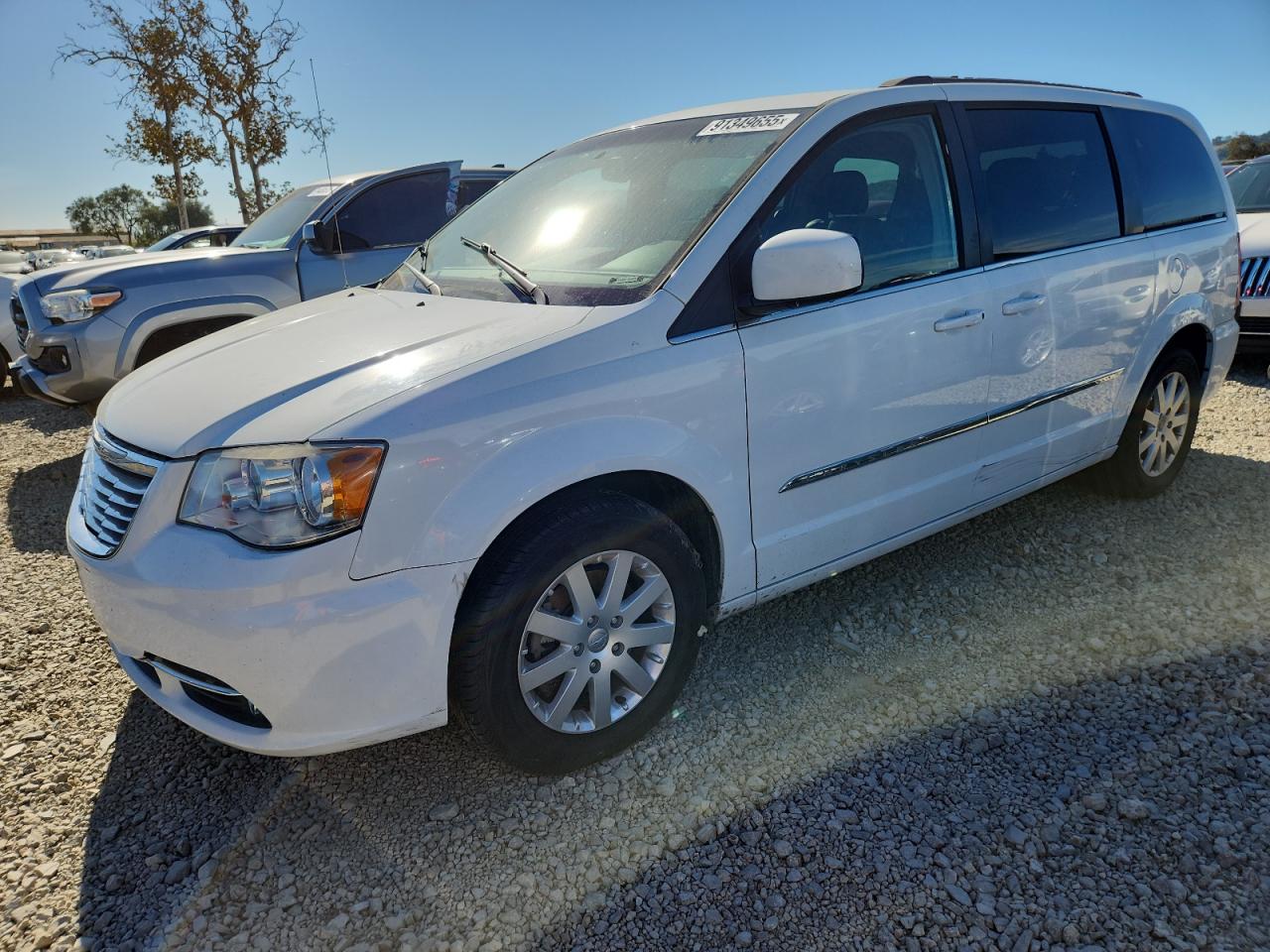 CHRYSLER TOWN & COUNTRY TOURING