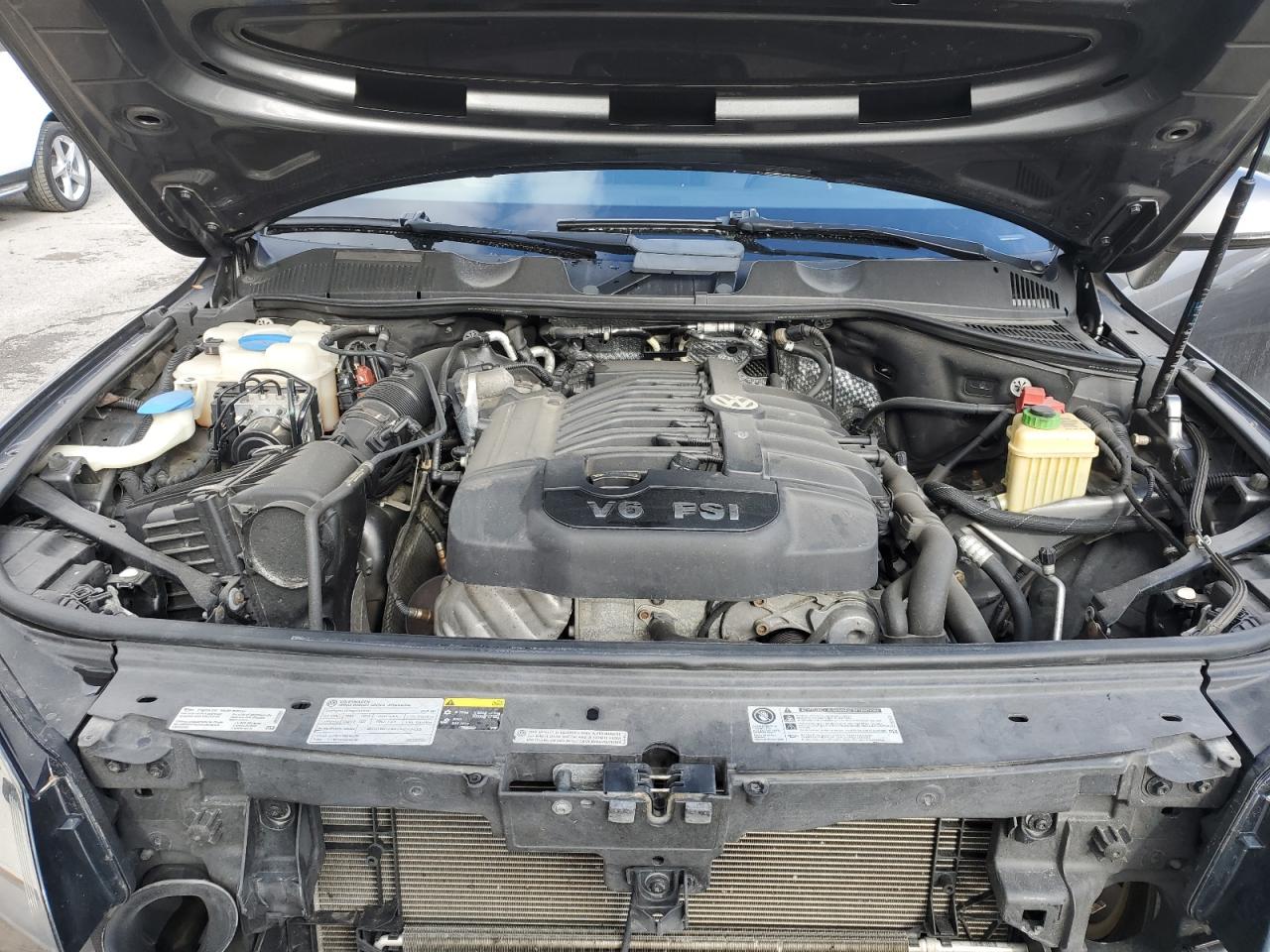 VOLKSWAGEN TOUAREG V6