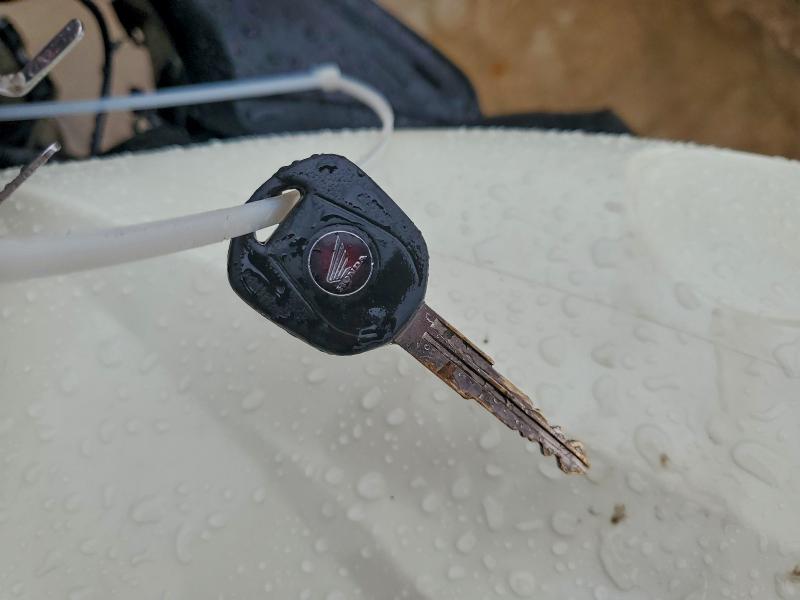 2012 HONDA CBR1000RR #3303989695