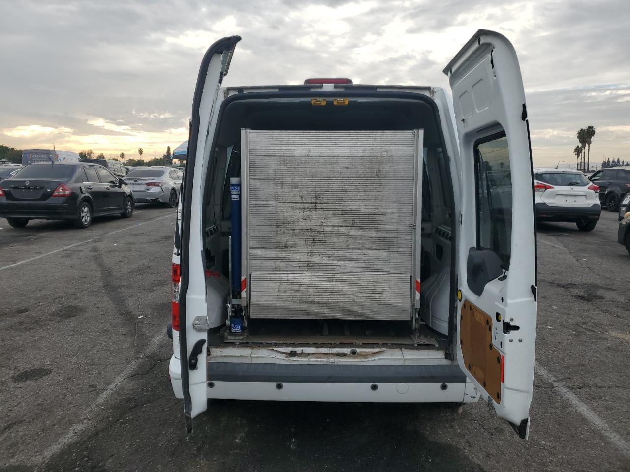 Lot #3316728426 2012 AZURE DYNAMICS TRANSIT CO