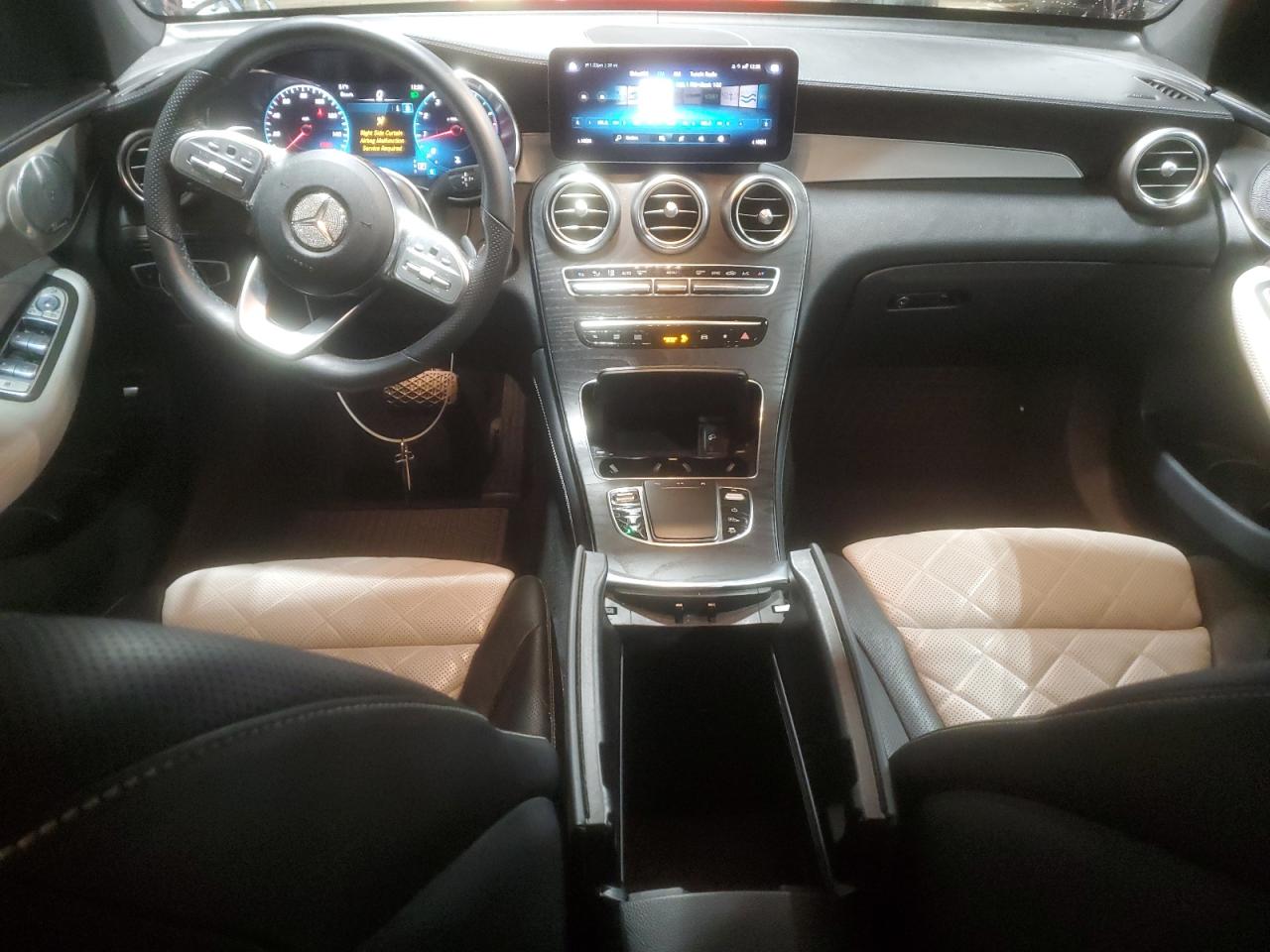 MERCEDES-BENZ GLC-CLASS 300 4MATIC