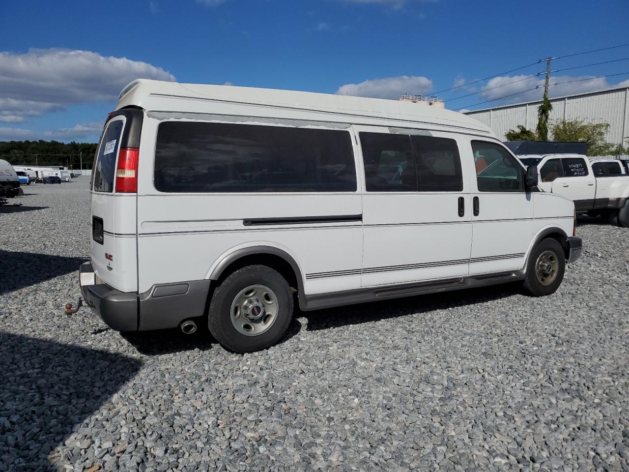 GMC SAVANA G3500 LT