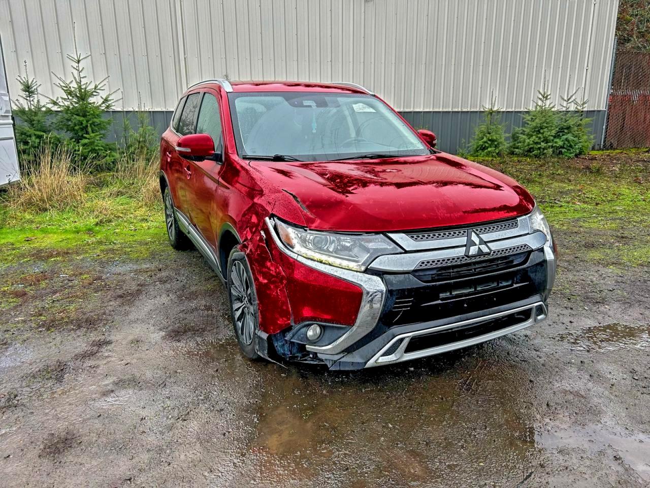 MITSUBISHI OUTLANDER SE