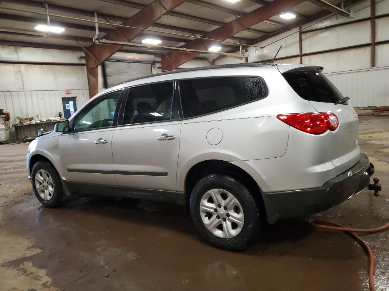 CHEVROLET TRAVERSE LS