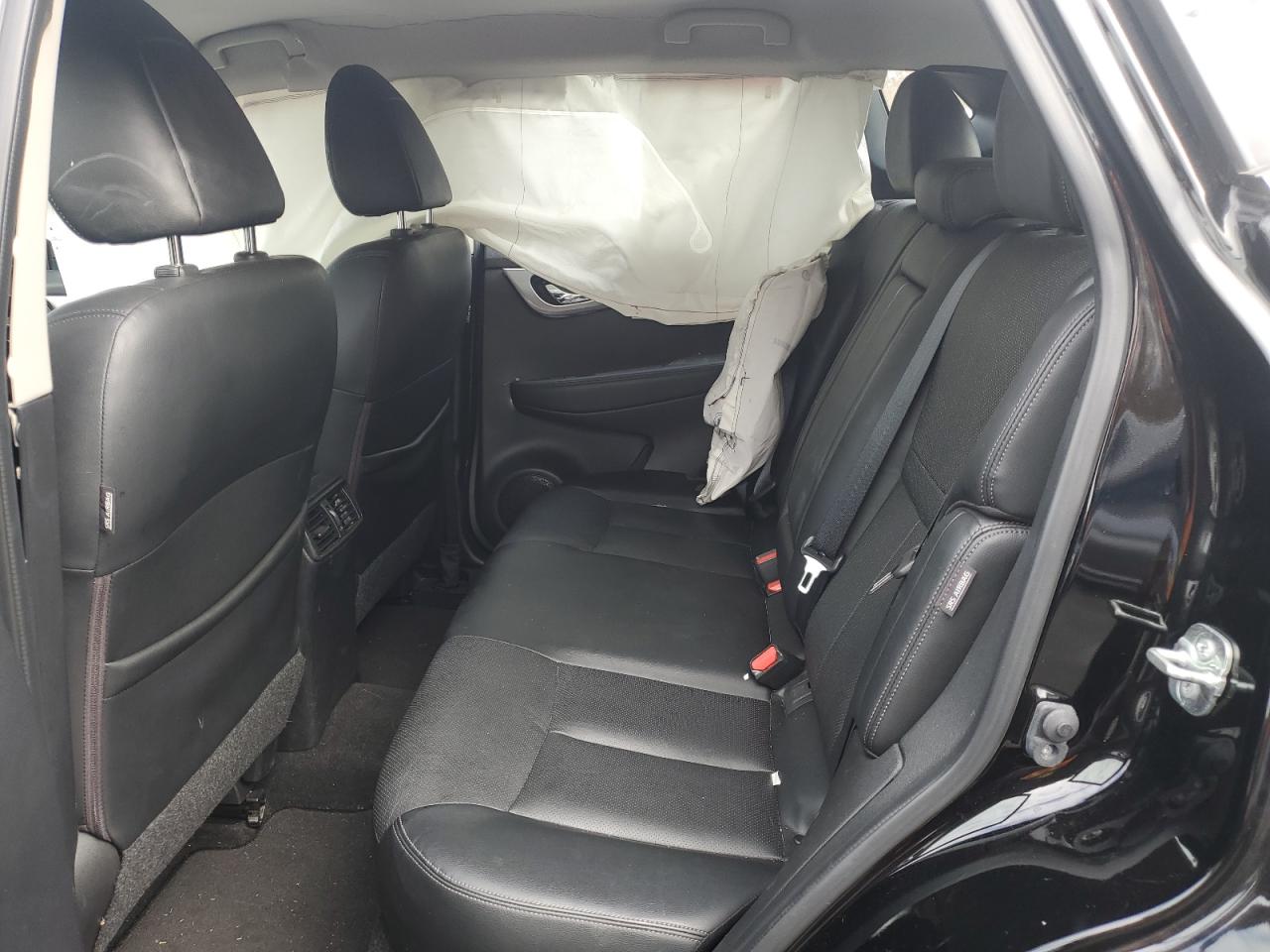 NISSAN ROGUE SPORT S