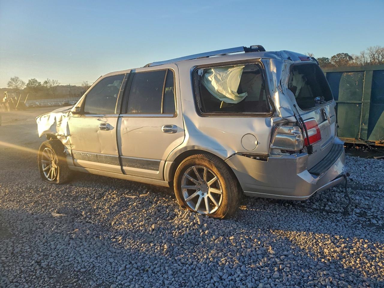 Lot #3311703217 2011 LINCOLN NAVIGATOR