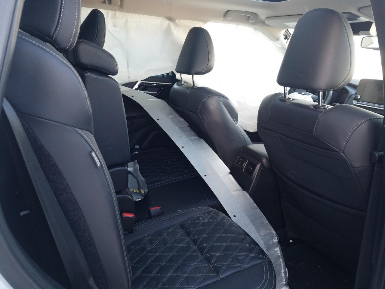 MITSUBISHI OUTLANDER SEL