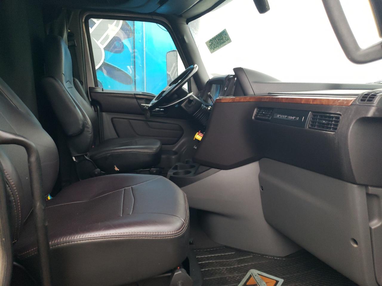 Lot #3290237221 2020 INTERNATIONAL LT625