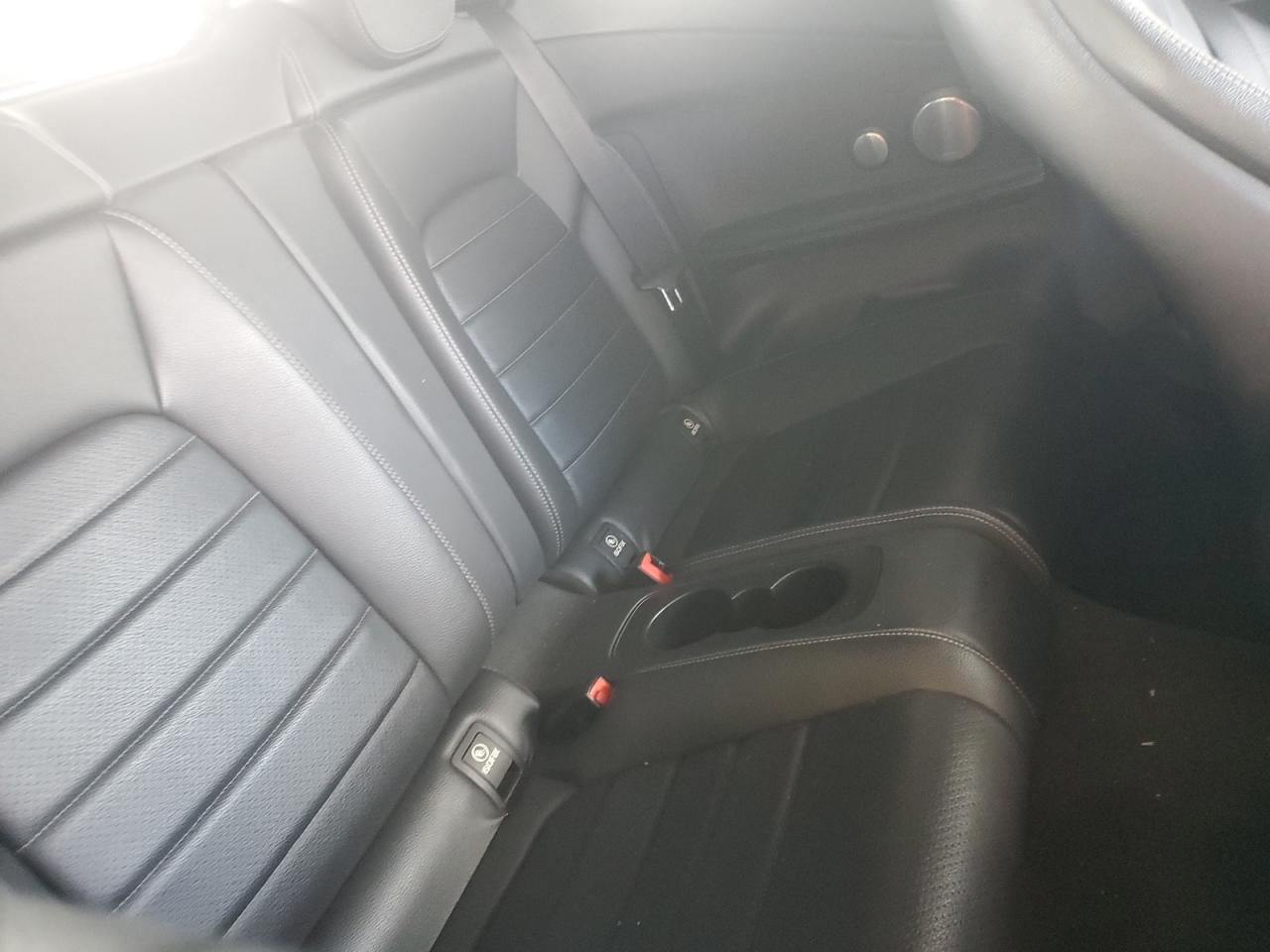 MERCEDES-BENZ C-CLASS 300