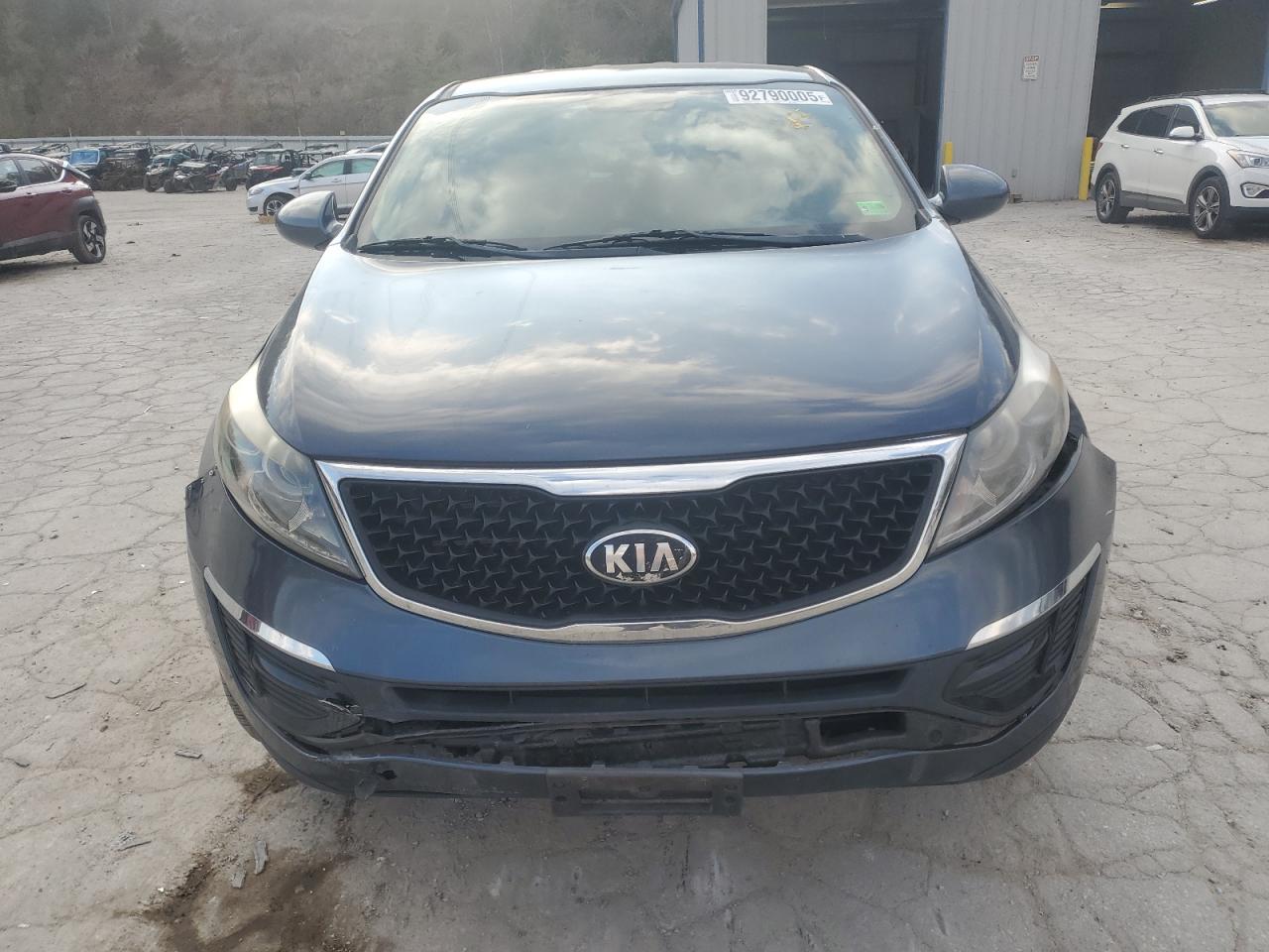 KIA SPORTAGE LX