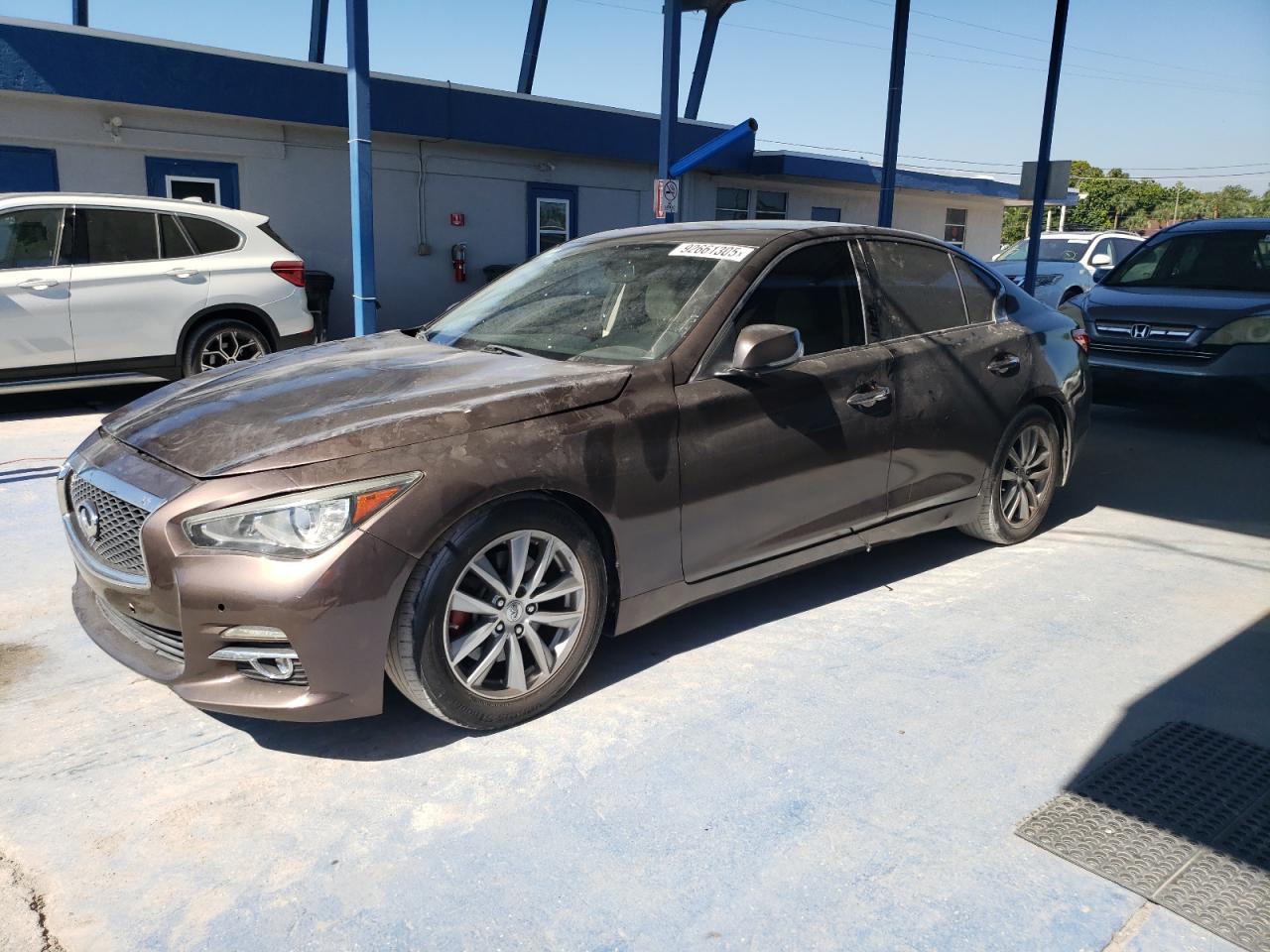 INFINITI Q50 BASE