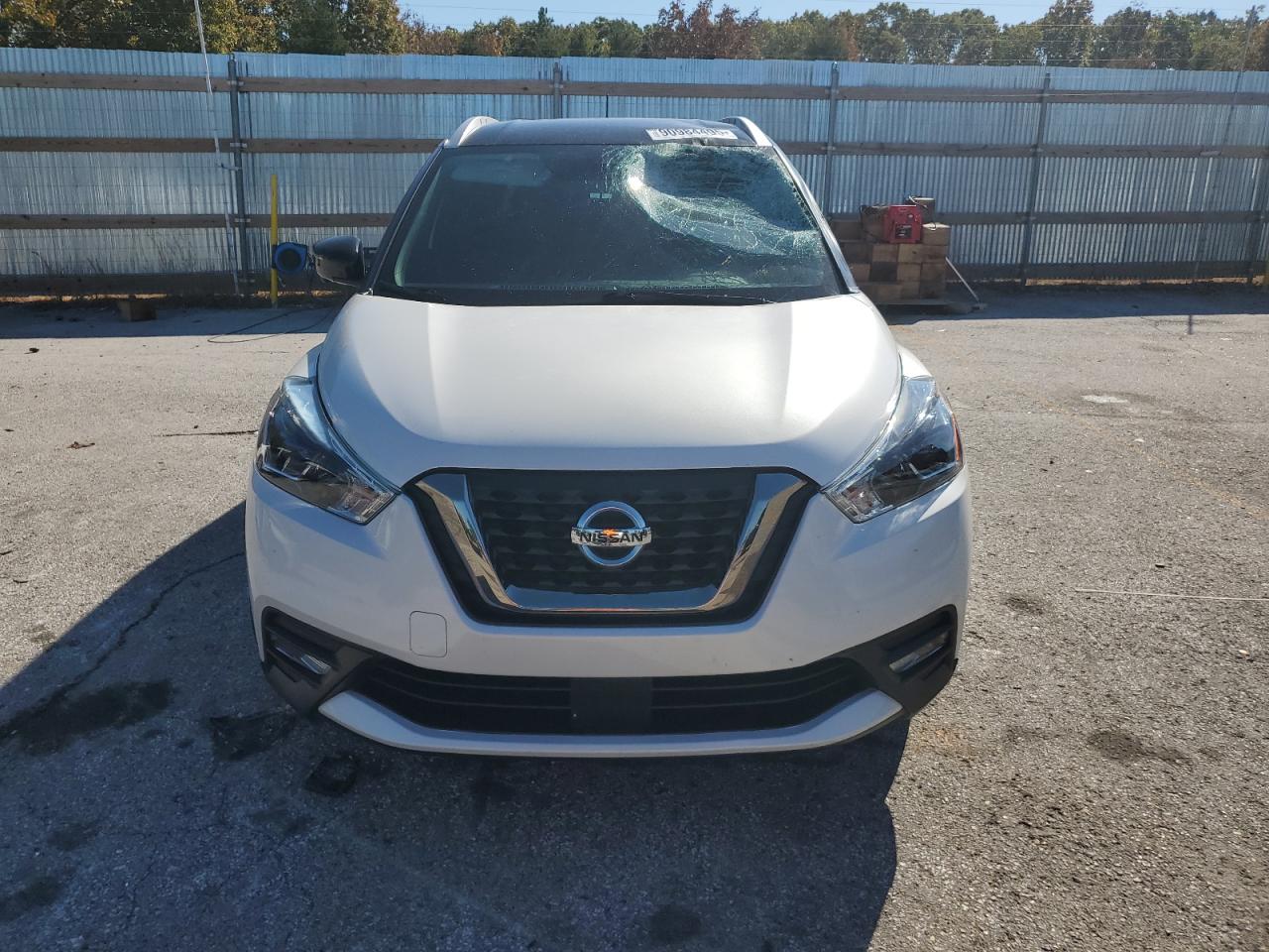 NISSAN KICKS SR