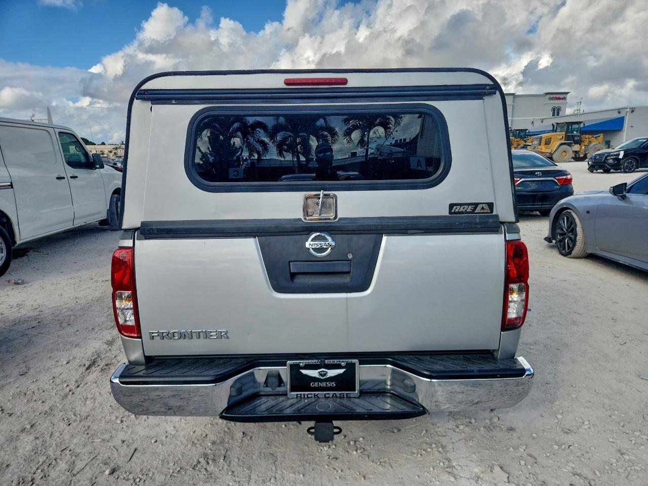 NISSAN FRONTIER S