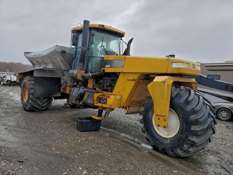 Global Auto Auctions: 2003 TERRAGATOR 6103