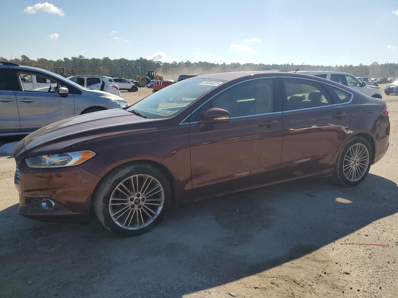 FORD FUSION SE