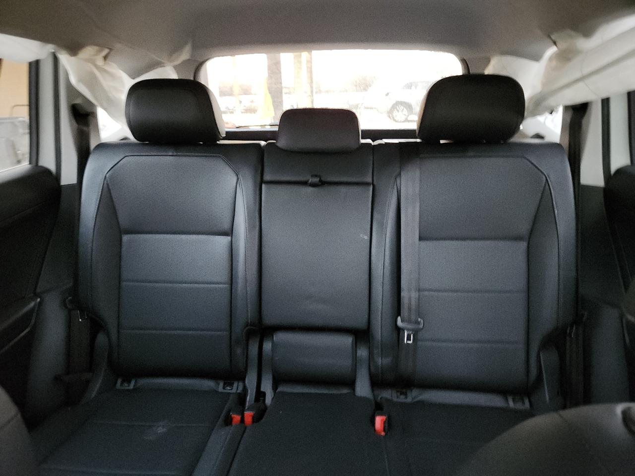 VOLKSWAGEN TIGUAN SE