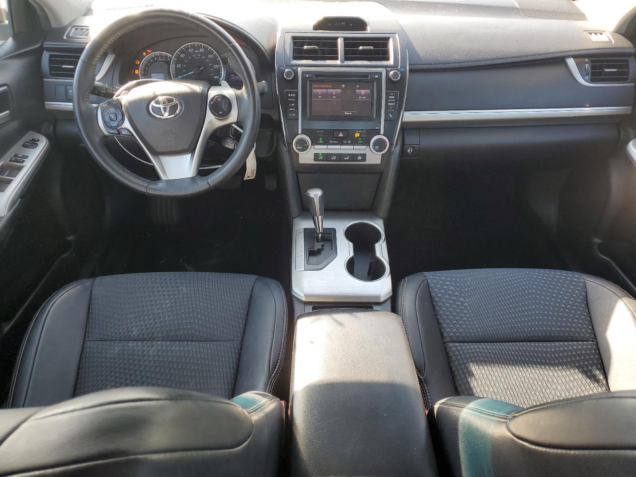 TOYOTA CAMRY L