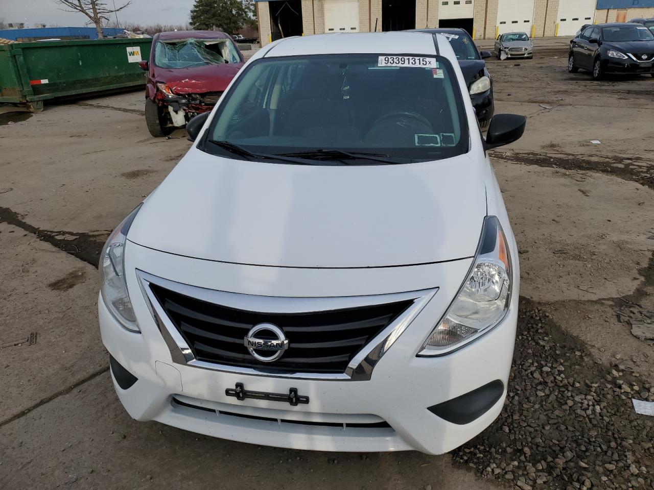 NISSAN VERSA S