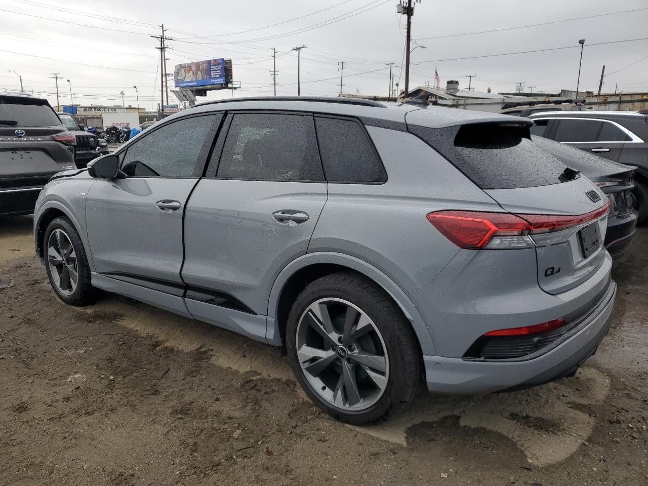 AUDI E-TRON PREMIUM PLUS