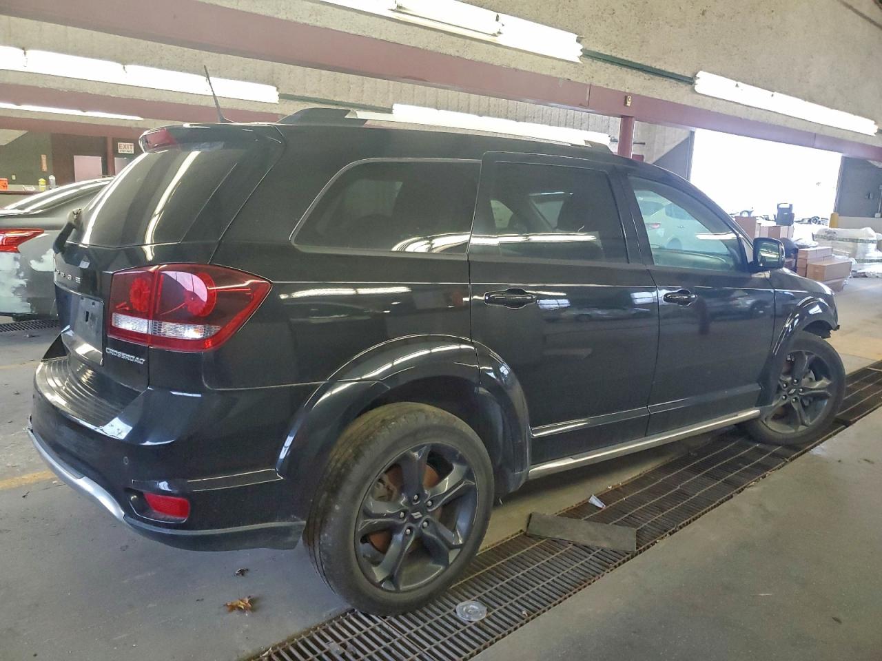 DODGE JOURNEY CROSSROAD
