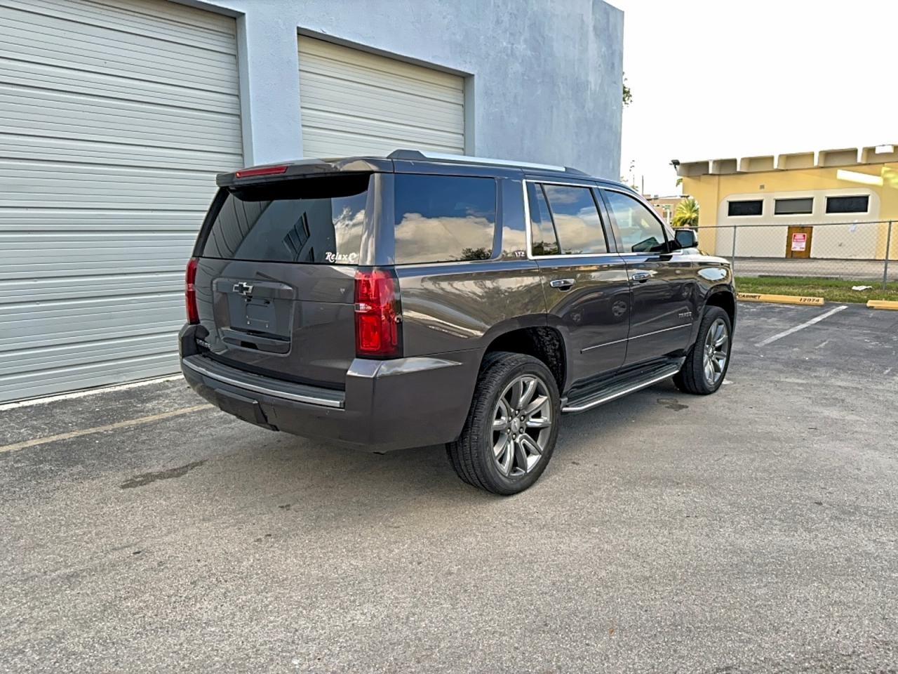 CHEVROLET TAHOE C1500 LTZ