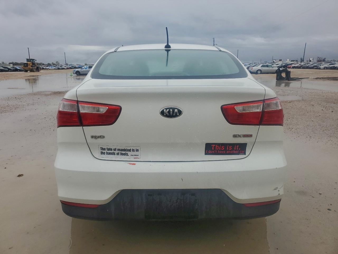 KIA RIO EX